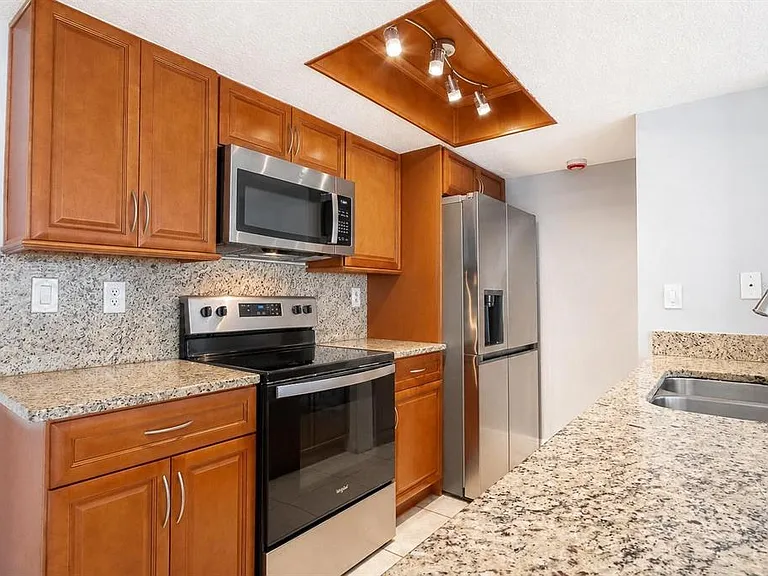 2739 N Poinciana Blvd #79 — Photo 3