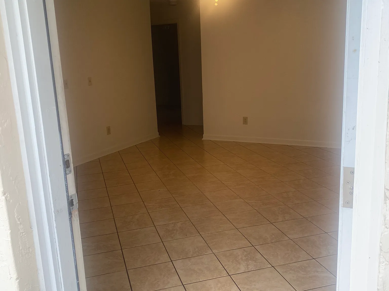 2 bed, $1,250 — Photo 2