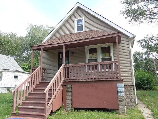 1st image of 5753 S Hoyne Ave