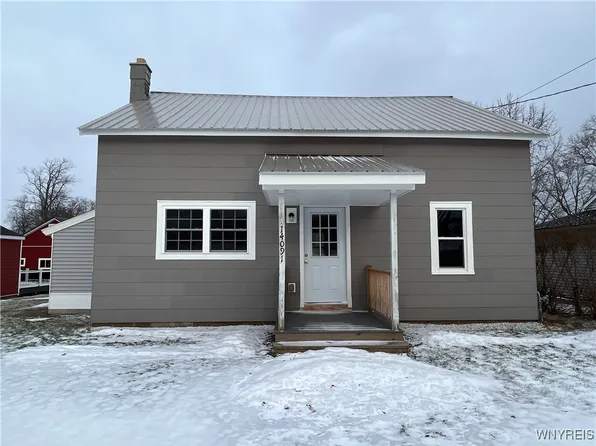 14091 School St, Collins, NY 14034