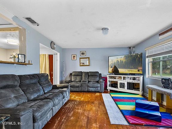 5th image of 3244 CATHEDRAL Lane