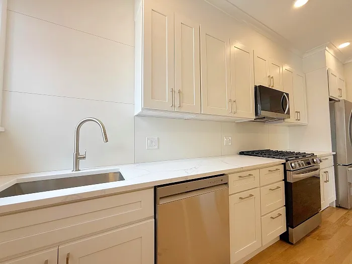 35 Gore St — Photo 12
