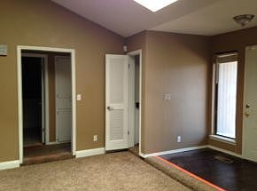 5th image of 207 Sycamore Ave