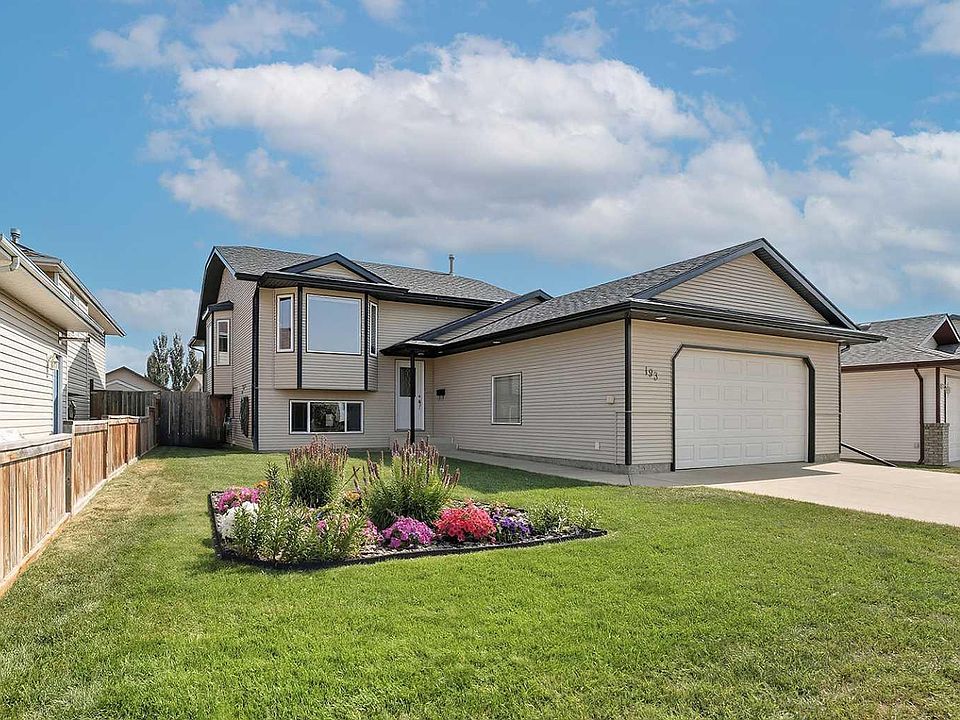 1st image of 193 Westgate Cres