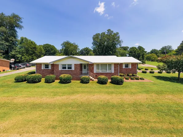 1111 Holders Cove Rd, Winchester, TN 37398