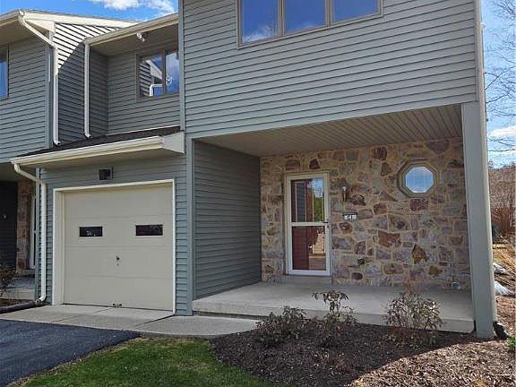 2nd image of 1728 Butztown Rd #C-1