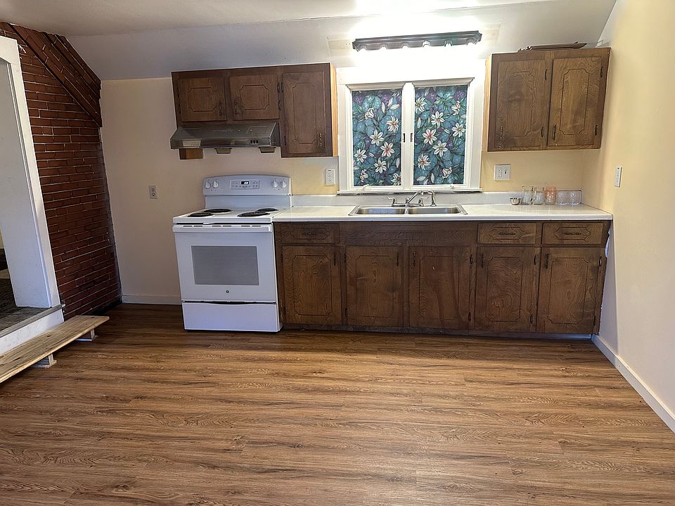 1st image of 14 School St #1