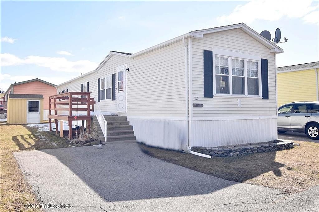 92 Bayview Park, Middletown, RI 02842 Zillow