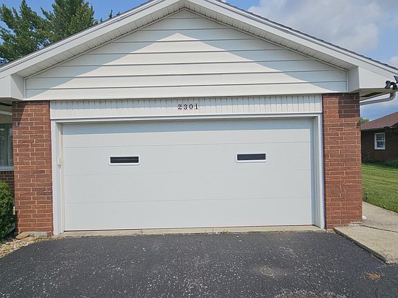 2nd image of 2301 Northridge Rd
