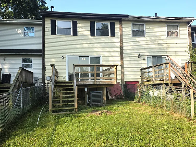 312 E Edgewater Way — Photo 24