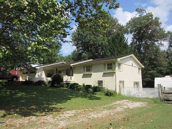 2nd image of 2138 Sunset Dr