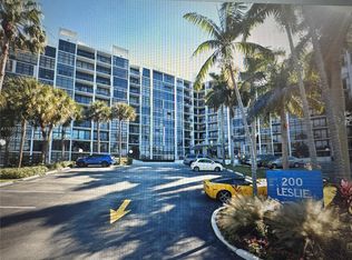 200 Leslie Dr APT 317, Hallandale, FL 33009