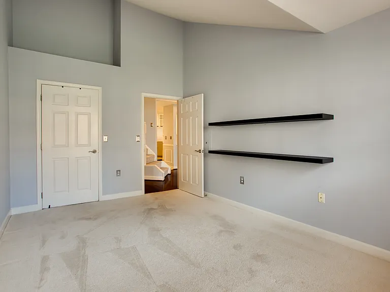 2310 14th St N #402 — Photo 15