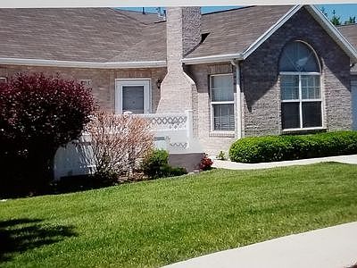 2 bed 2 bath Condo