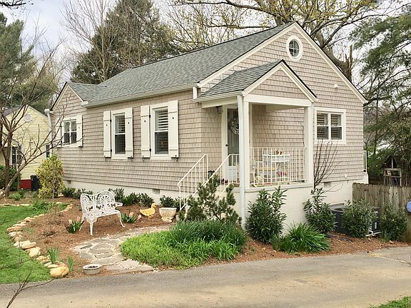3rd image of 2507 Emoriland Blvd