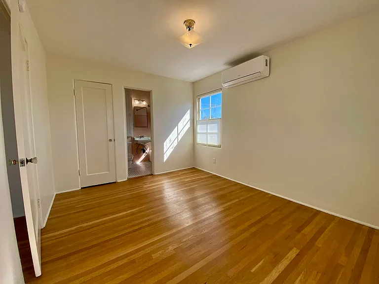2815 Capps St — Photo 10