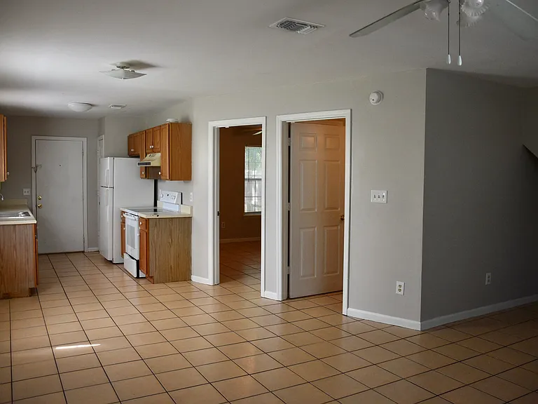 804 N Woodward Ave #A — Photo 39