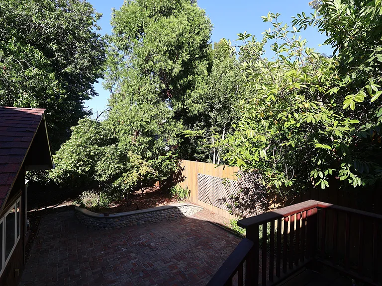 812 Highland Ave — Photo 25