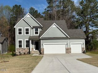 400 Shelby Meadow Ln, Angier, NC 27501