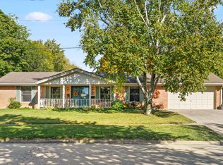 125 Charter St, Dekalb, IL 60115