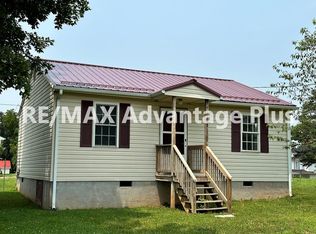 208 Front St, Keysville, VA 23947