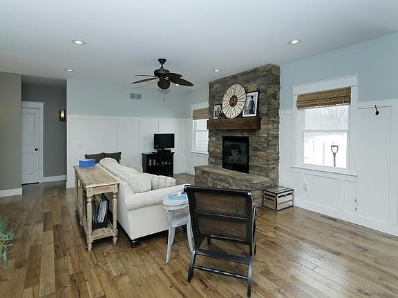 4th image of 7855 Harvest Hill Ln