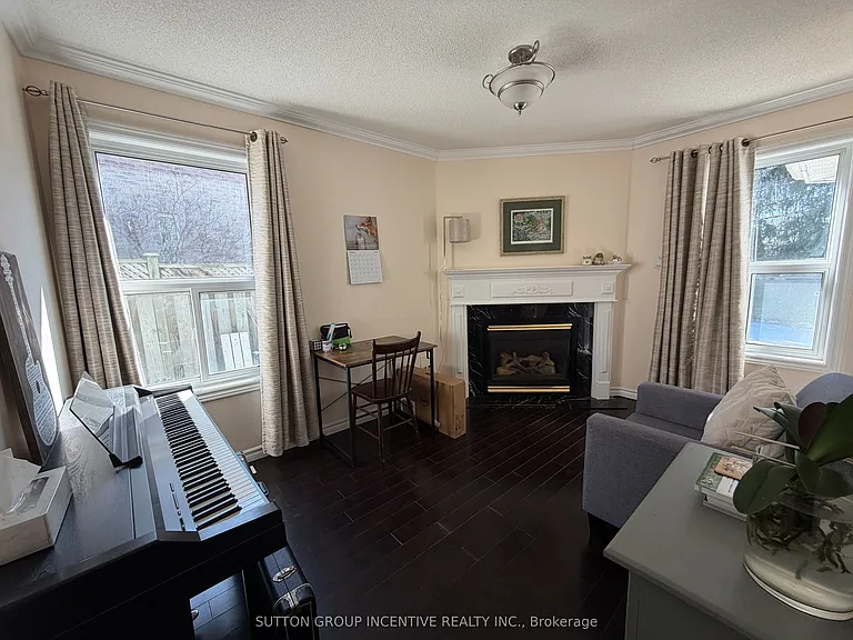 Shaina Ct — Photo 9