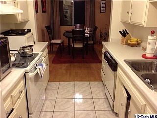2nd image of 1142 Campbell St APT 310