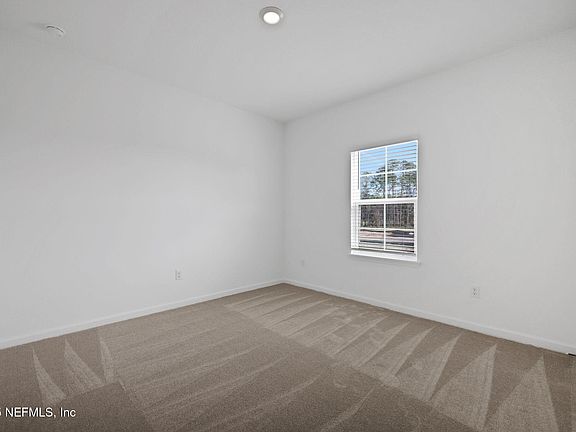 5th image of 744 FARMFIELD Drive
