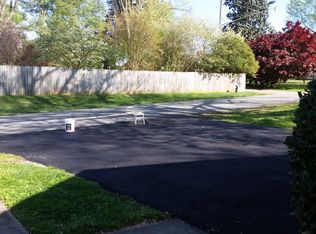 1203 Wakefield Dr, Greensboro, NC 27410