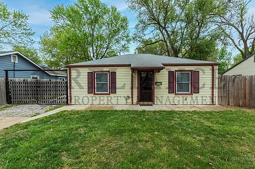 2106 S Madison Ave Photo 1