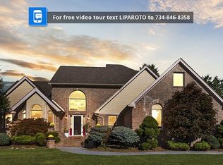 32081 Liparoto Dr, Rockwood, MI 48173