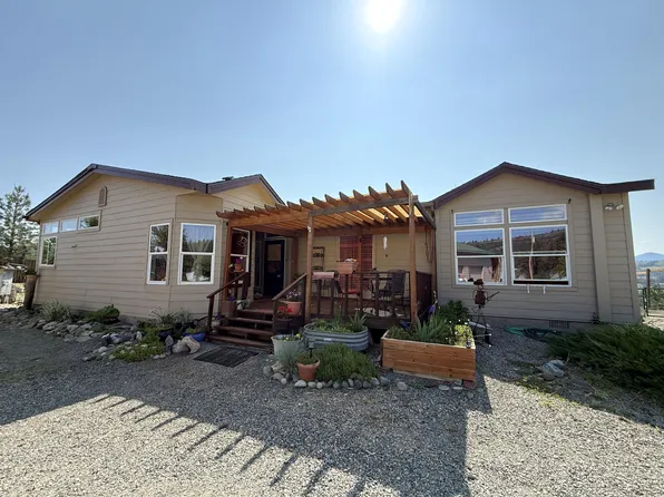 2 Meadowlark Ln, Republic, WA 99166