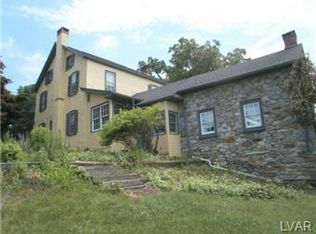 9936 Trexler Rd, Breinigsville, PA 18031