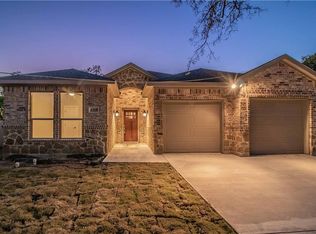 2204 Dillard St, Fort Worth, TX 76105