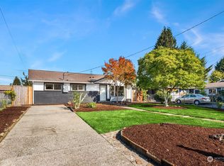 3600 NE 9th St, Renton, WA 98056