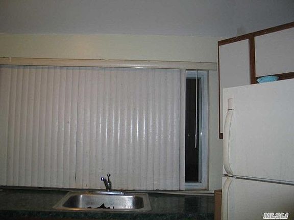 4th image of 12046 Nashville Blvd Fl 2