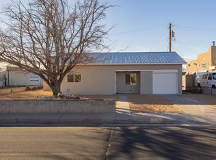 901 Ortiz Dr NE, Albuquerque, NM 87108