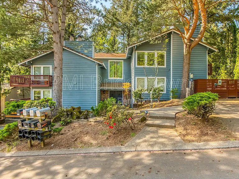 307 Cervantes Cir — Photo 22