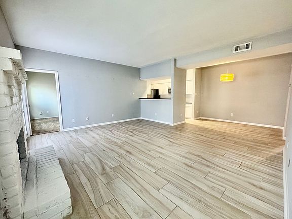 2nd image of 2425 Augusta Dr APT 59