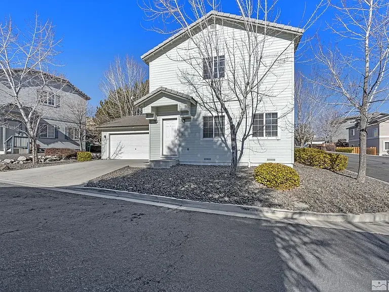 3569 Mashie Ct — Photo 2