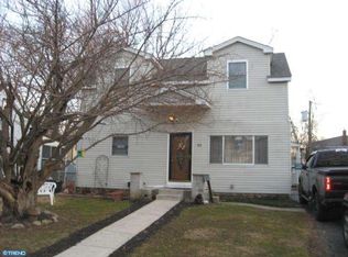 40 Martin Ln, Norwood, PA 19074