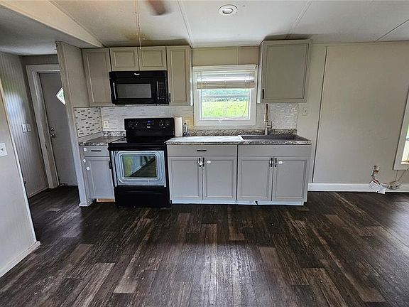3rd image of 3245 E Main St Unit 17