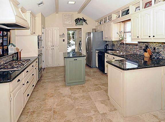4th image of 308 Catlin Cir