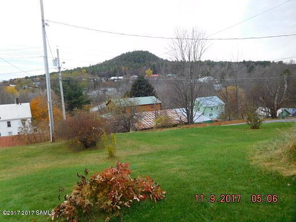 3rd image of 7 Barton Hill Ln