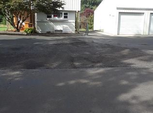 18405 S Cadle Rd, Oregon City, OR 97045