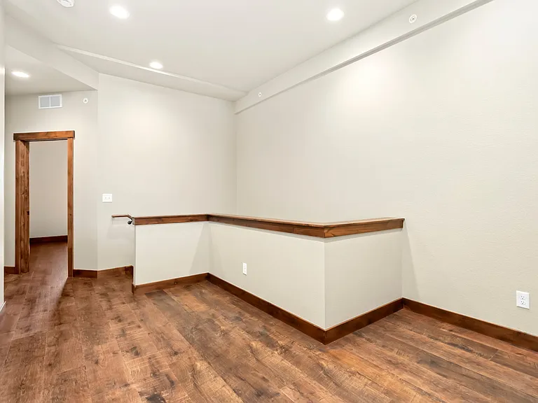 1618 Continental Peaks Cir — Photo 16