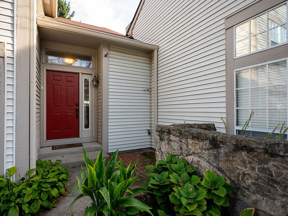 1st image of 9584 Bay Vista East Dr
