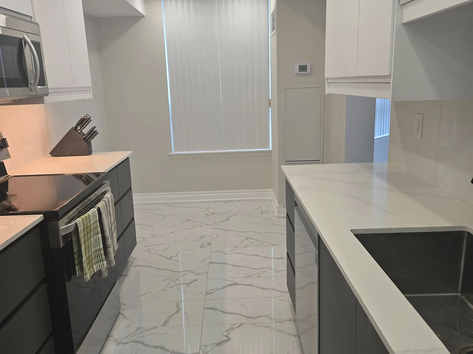 3 bed, $3,400 — Photo 4