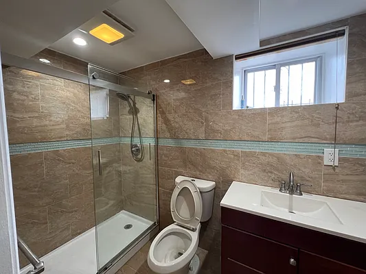 Rented by Remax Edge | media 6
